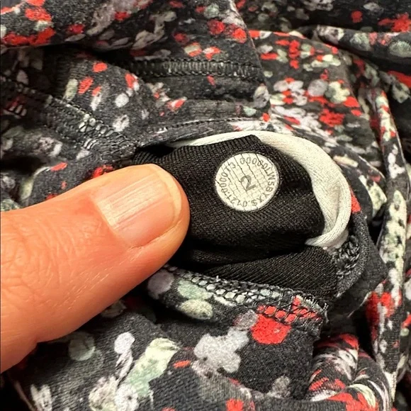 Lululemon Align Pant 25" Water Blossom Multi - Picture 4 of 5